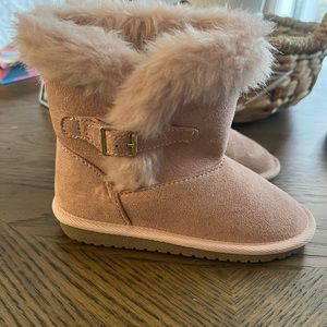 Children’s Place Toddler Girls Size 10 Pink Suede Boots